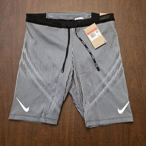 Nike AeroSwift Dri-FIT ADV Running 1/2 Length Tights Black FN3369-013 Men's L